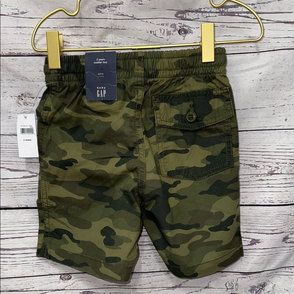 GAP Kids Camouflage Pull-on Shorts Size 2